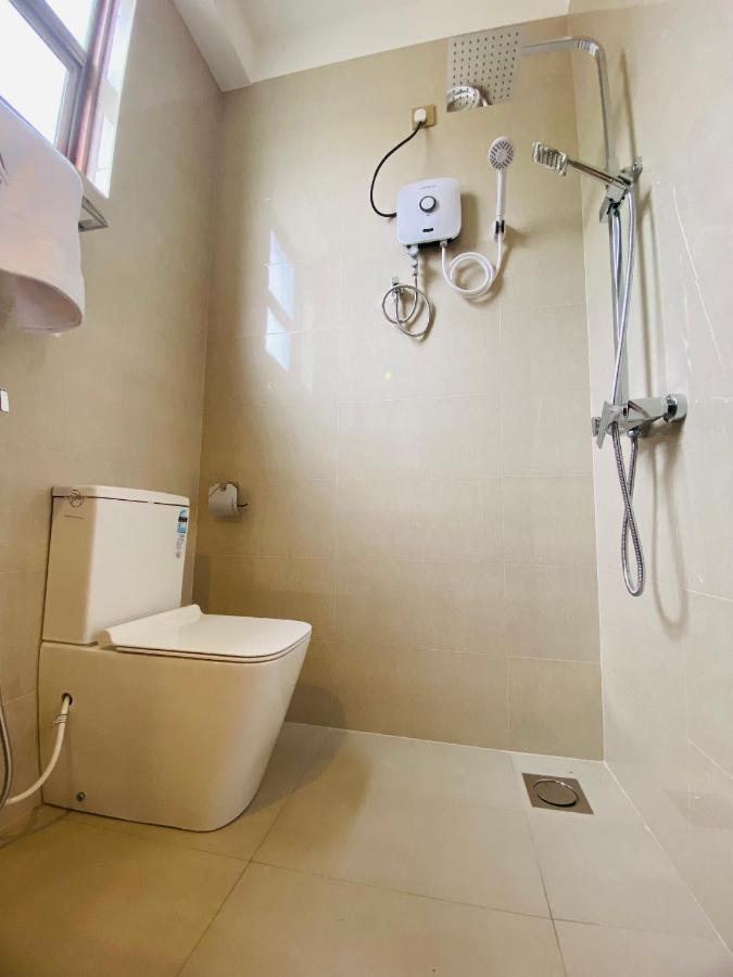 Aurelia Inn Канди Экстерьер фото