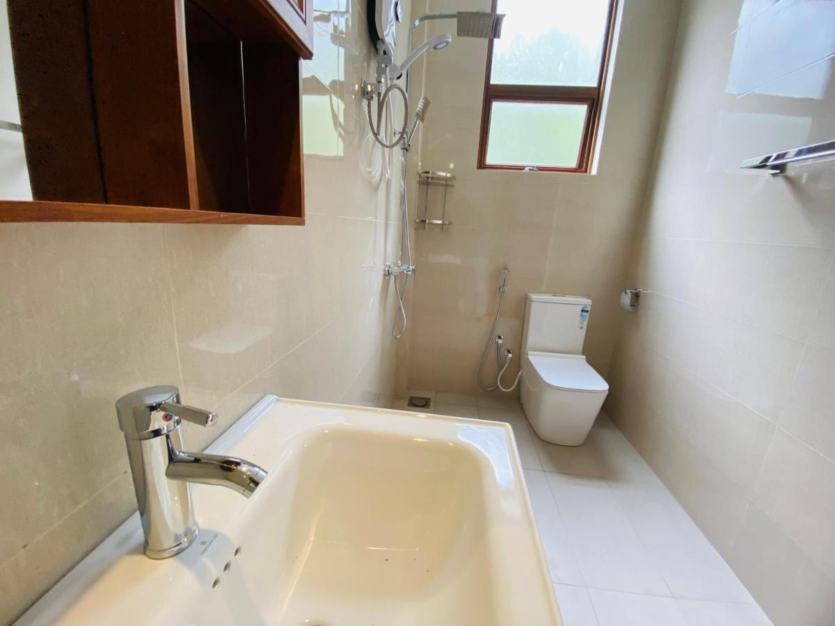 Aurelia Inn Канди Экстерьер фото